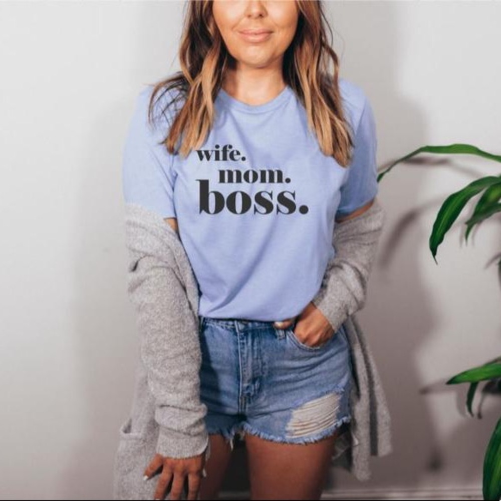 teeSHE Womens mom wife boss graphic tee t-shirt
